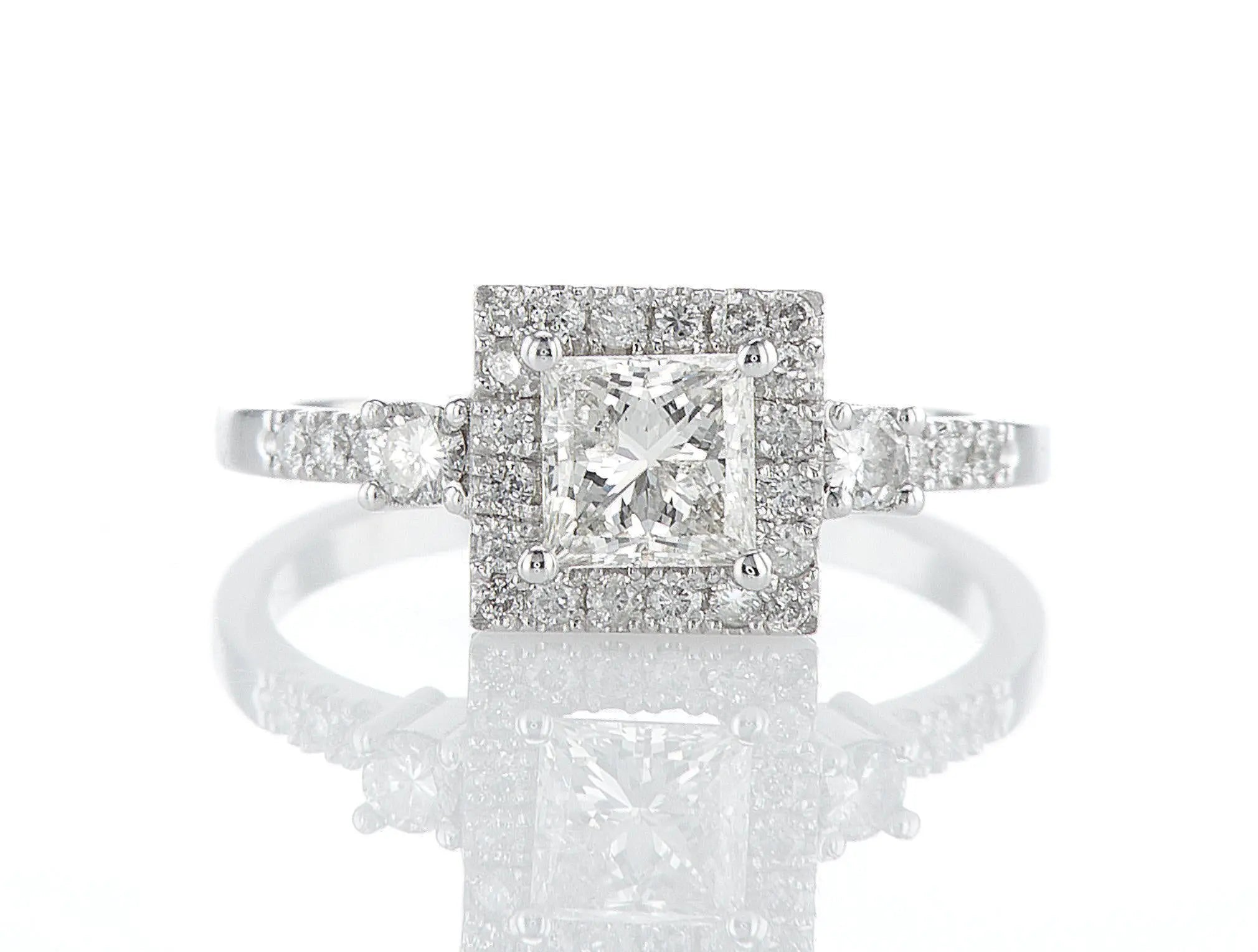 טבעת מעוצבת הילה Fermond Jewelery