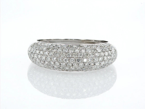 טבעת רינת Fermond Jewelery  יהלומים טבעיים, טבעת מרהיבה משובצת בהמון יהלומים קטנים, יהלומים הם לנצח והטבעת הזאת מסמלת נצחיות. כמות אבנים צדדיות 131 .ומשקלם 1.28 גרם, סך . הכל אבנים משובצות 1.28 קראט, תכשיט מושלם ליום מושלם שימשוך הרבה תשומת לב, .ישדר יוקרה וחן וינצוץ לך על האצבע כמו קרן שמש ביום חשוך.
