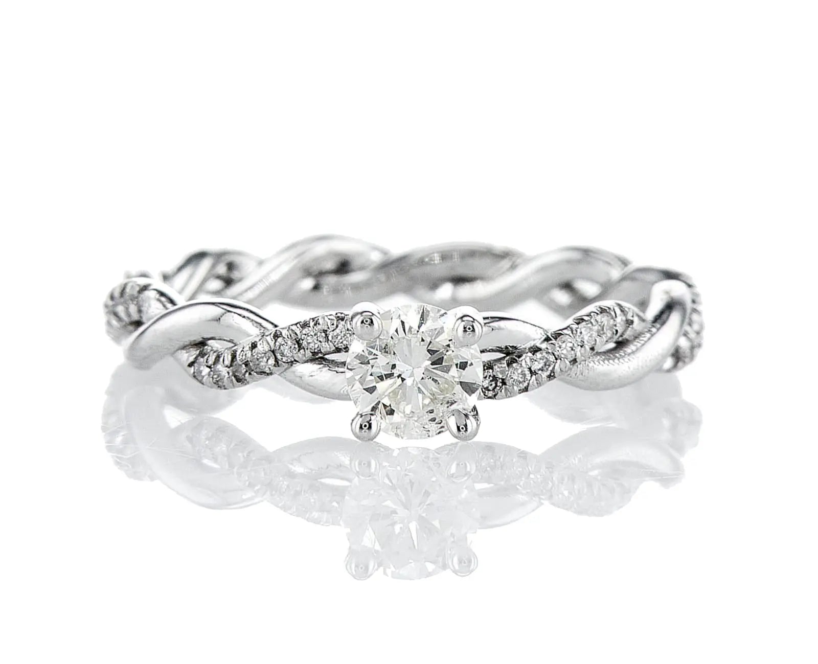 טבעת אירוסין לבנה Fermond Jewelery