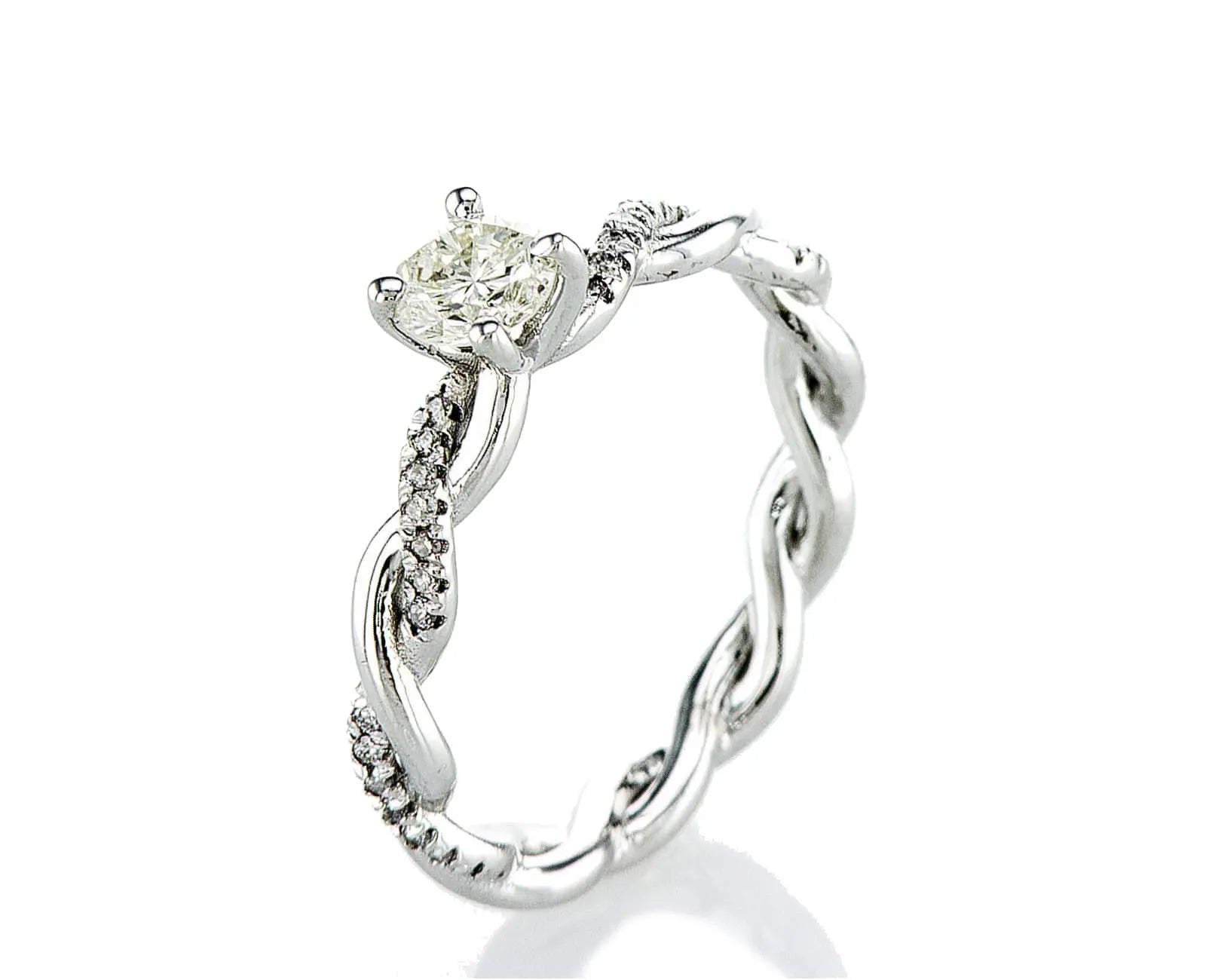 טבעת אירוסין לבנה Fermond Jewelery