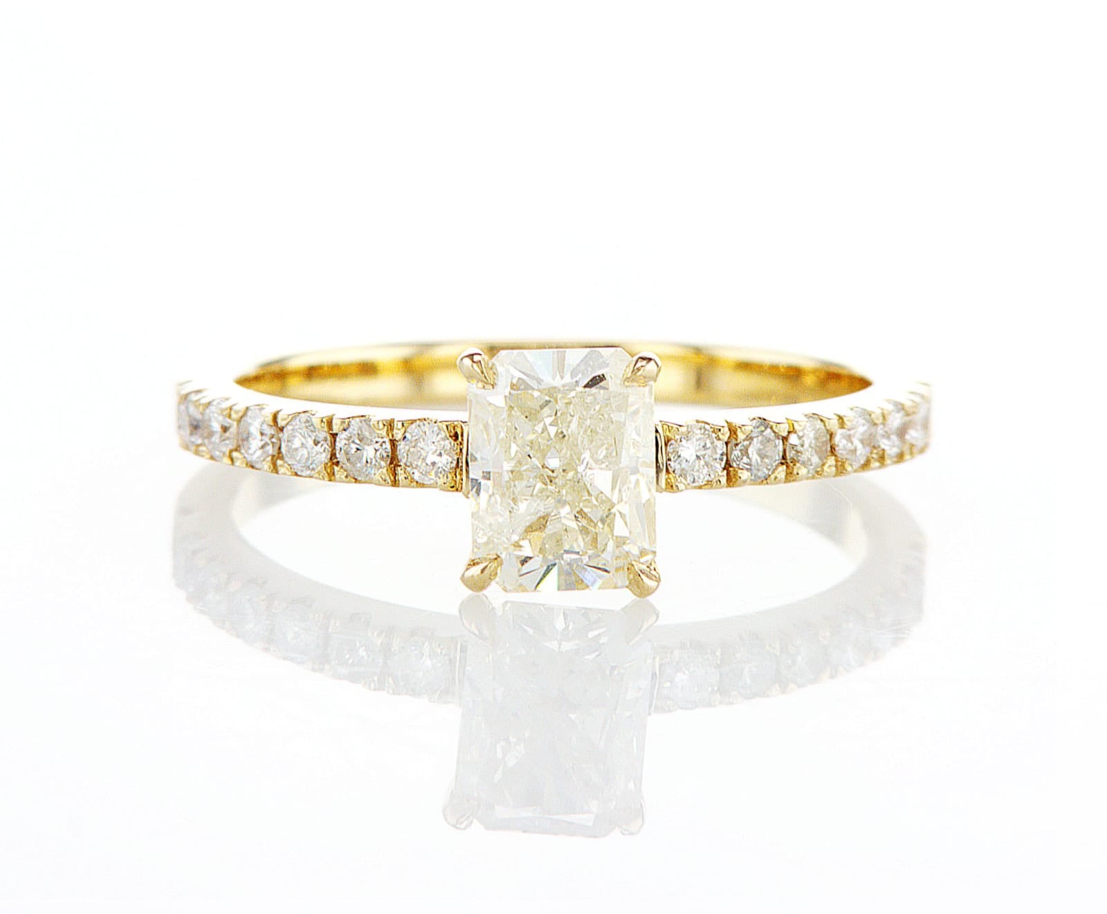 טבעת אירוסין רום Fermond Jewelery